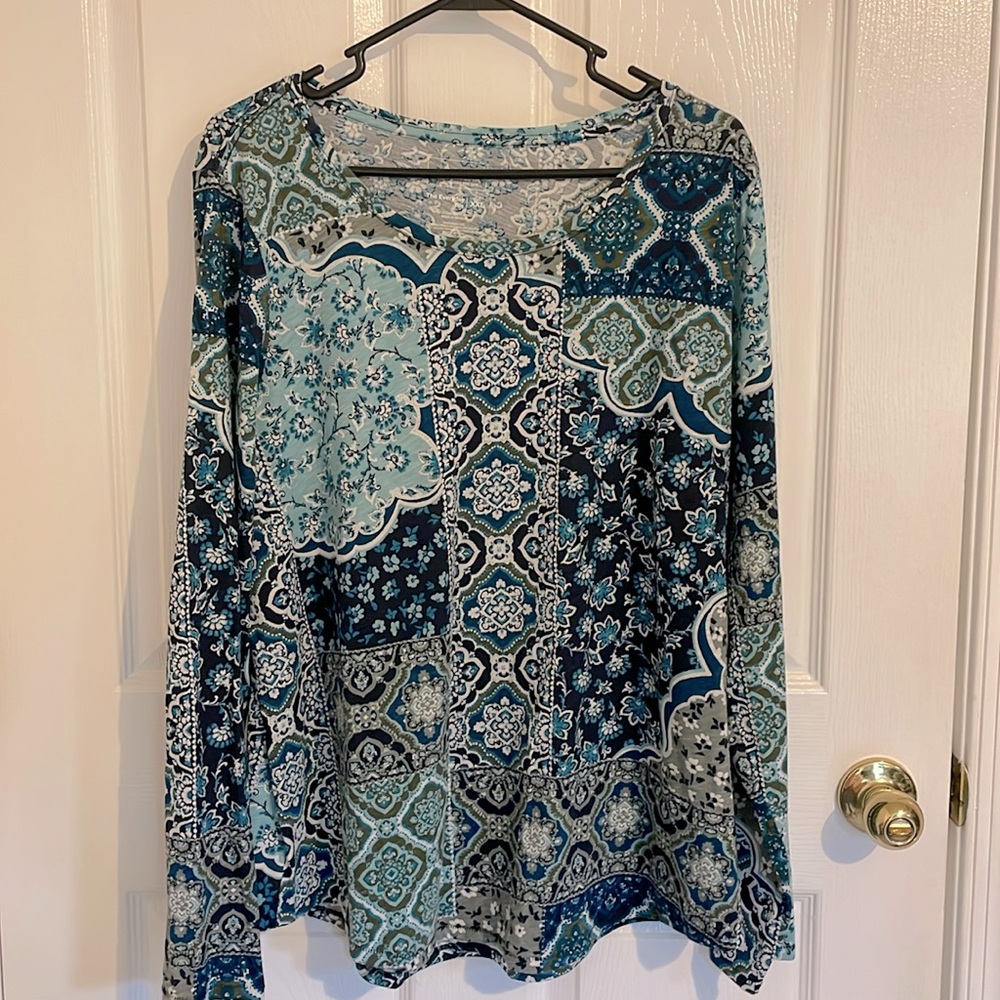 Blue, Green & White Floral SONOMA long sleeve Boat Neck Top, Size XXL